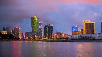 Lower hotel rates stop working to bring in visitors to Macau for CNY